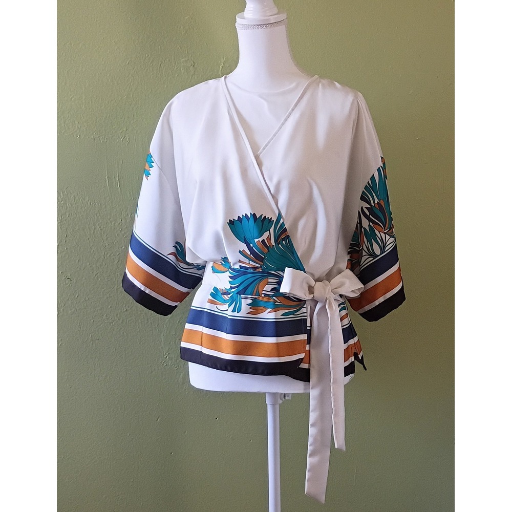 Soft Life Mob Wife Nine West Floral Wrap Blouse White Teal Kimono Sleeve Large